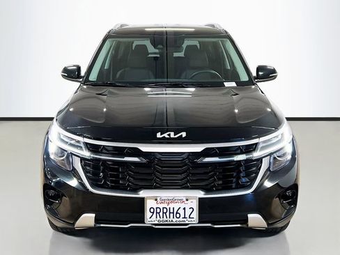Certified 2025 Kia Seltos S image 2