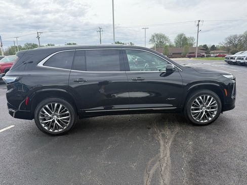 Used 2025 Buick Enclave Avenir w/ Super Cruise Package AWD/4WD image 6