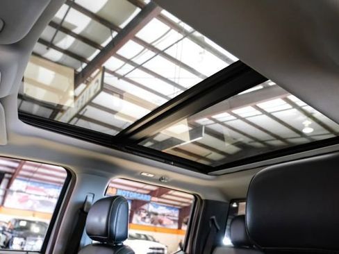 Used 2021 Ford F150 Lariat image 7