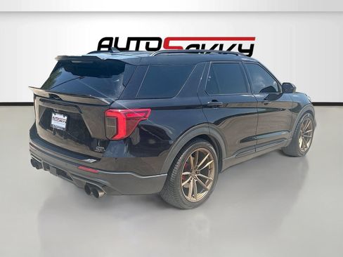 Used 2022 Ford Explorer ST w/ Equipment Group 401A AWD/4WD image 7