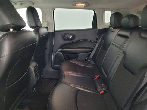 Used 2020 Jeep Compass Latitude w/ Popular Equipment Group AWD/4WD image 18
