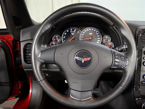 Used 2013 Chevrolet Corvette Convertible image 15