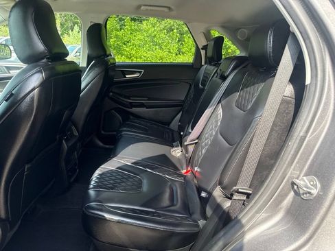 Used 2024 Ford Edge Titanium AWD/4WD image 29
