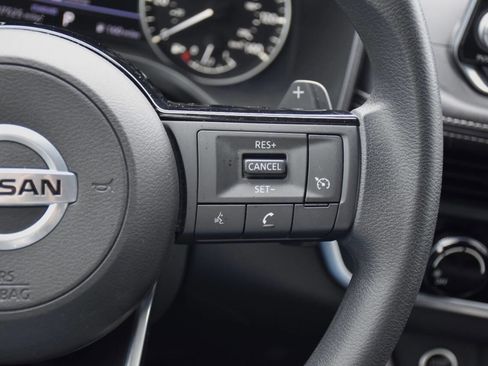 Used 2021 Nissan Rogue S image 23