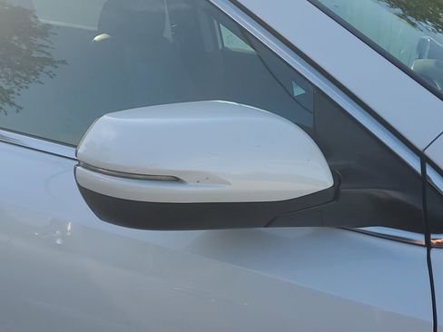 Used 2022 Honda CR-V EX-L image 5