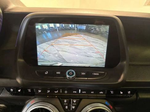 Used 2016 Chevrolet Camaro SS image 19