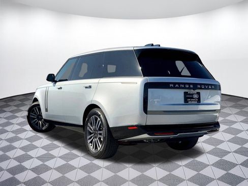 Used 2025 Land Rover Range Rover Long Wheelbase SE AWD/4WD image 2