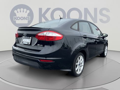 Used 2019 Ford Fiesta SE w/ Equipment Group 201A FWD image 4