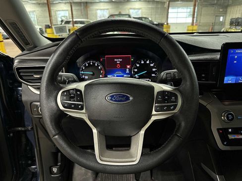 Used 2020 Ford Explorer XLT w/ Equipment Group 202A image 19