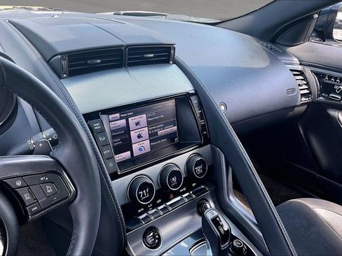 Used 2014 Jaguar F-TYPE Convertible RWD image 6