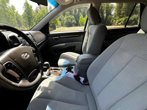 Used 2012 Hyundai Santa Fe GLS AWD/4WD image 12