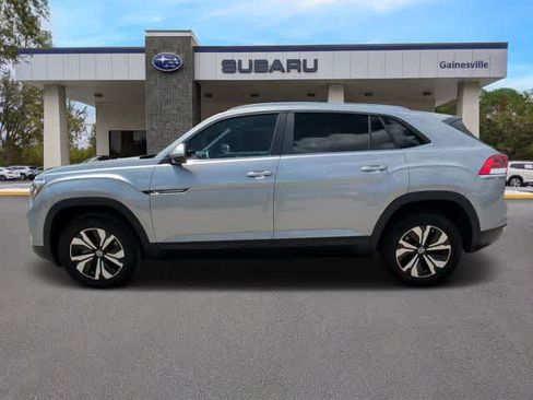 Used 2024 Volkswagen Atlas Cross Sport SE image 3