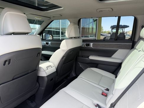 Used 2024 Hyundai Santa Fe Limited FWD image 33