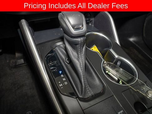 Used 2023 Toyota Highlander XLE FWD image 20
