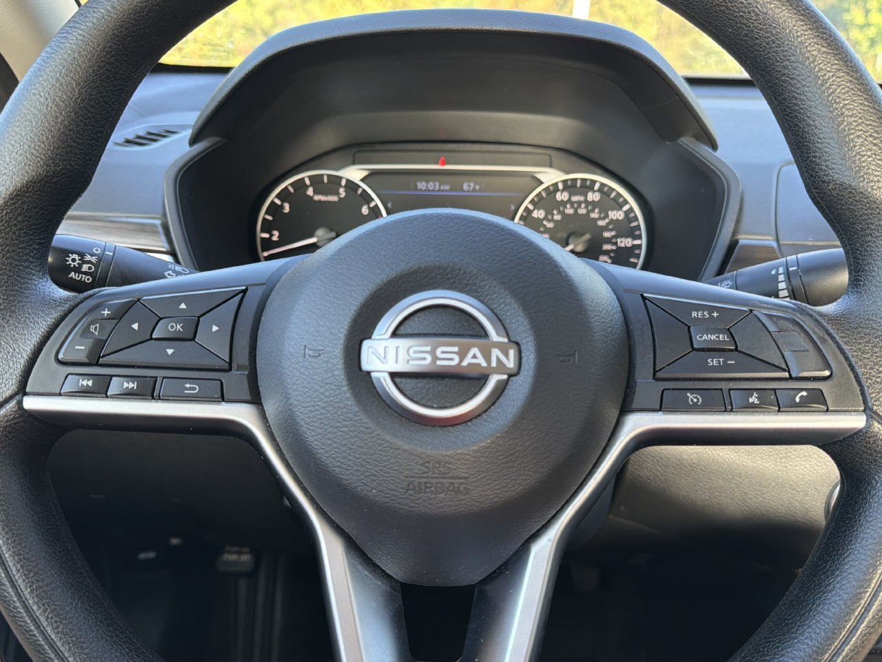 Used 2024 Nissan Altima 2.5 SV FWD image 8