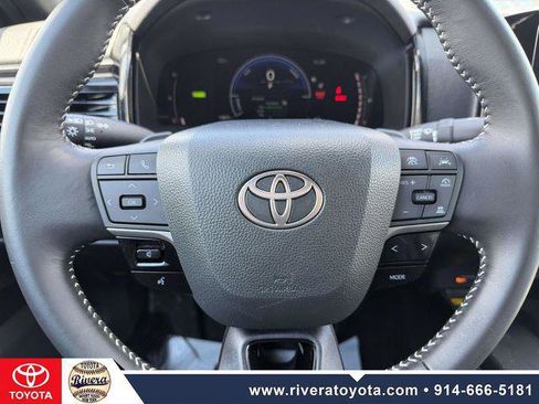 Certified 2025 Toyota Camry SE image 16