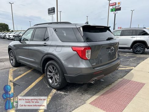 Used 2022 Ford Explorer XLT w/ Equipment Group 202A RWD image 3