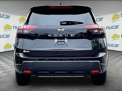 Certified 2026 Nissan Rogue SV AWD/4WD image 5