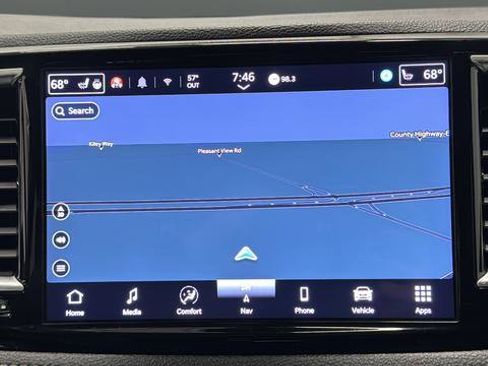 Used 2025 Chrysler Pacifica Limited image 28