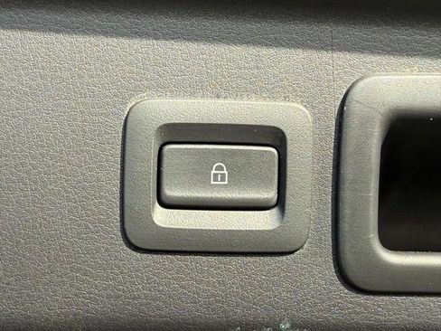 Used 2021 MAZDA CX-30 AWD 2.5 S w/ Select Package image 4