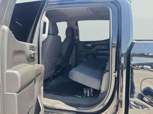 Used 2021 Chevrolet Silverado 1500 LT RWD image 34