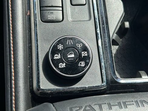Used 2023 Nissan Pathfinder Rock Creek AWD/4WD image 29