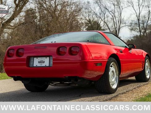 Used 1991 Chevrolet Corvette Coupe image 13
