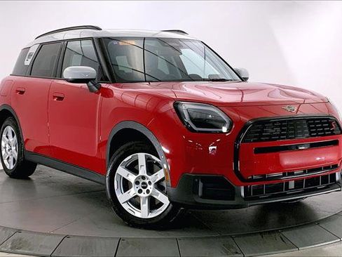 Certified 2025 MINI Cooper Countryman S w/ Comfort Package Max image 1