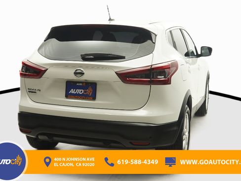 Used 2021 Nissan Rogue Sport S image 10