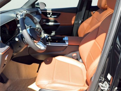 New 2026 Mercedes-Benz GLC 300 4MATIC image 19