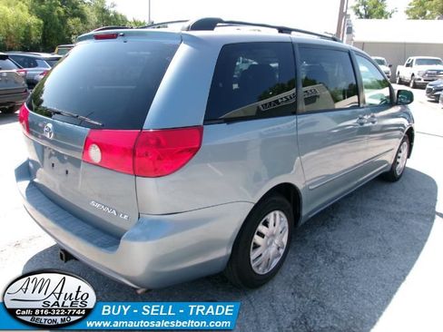 Used 2009 Toyota Sienna LE FWD image 6