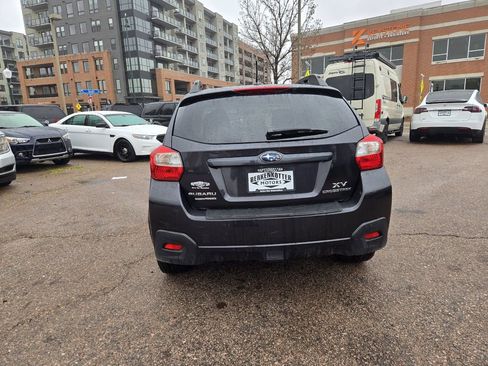 Used 2014 Subaru Crosstrek 2.0i Premium AWD/4WD image 9