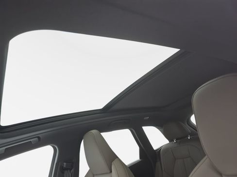 Certified 2025 Audi Q5 Premium Plus w/ Premium Plus AWD/4WD image 19