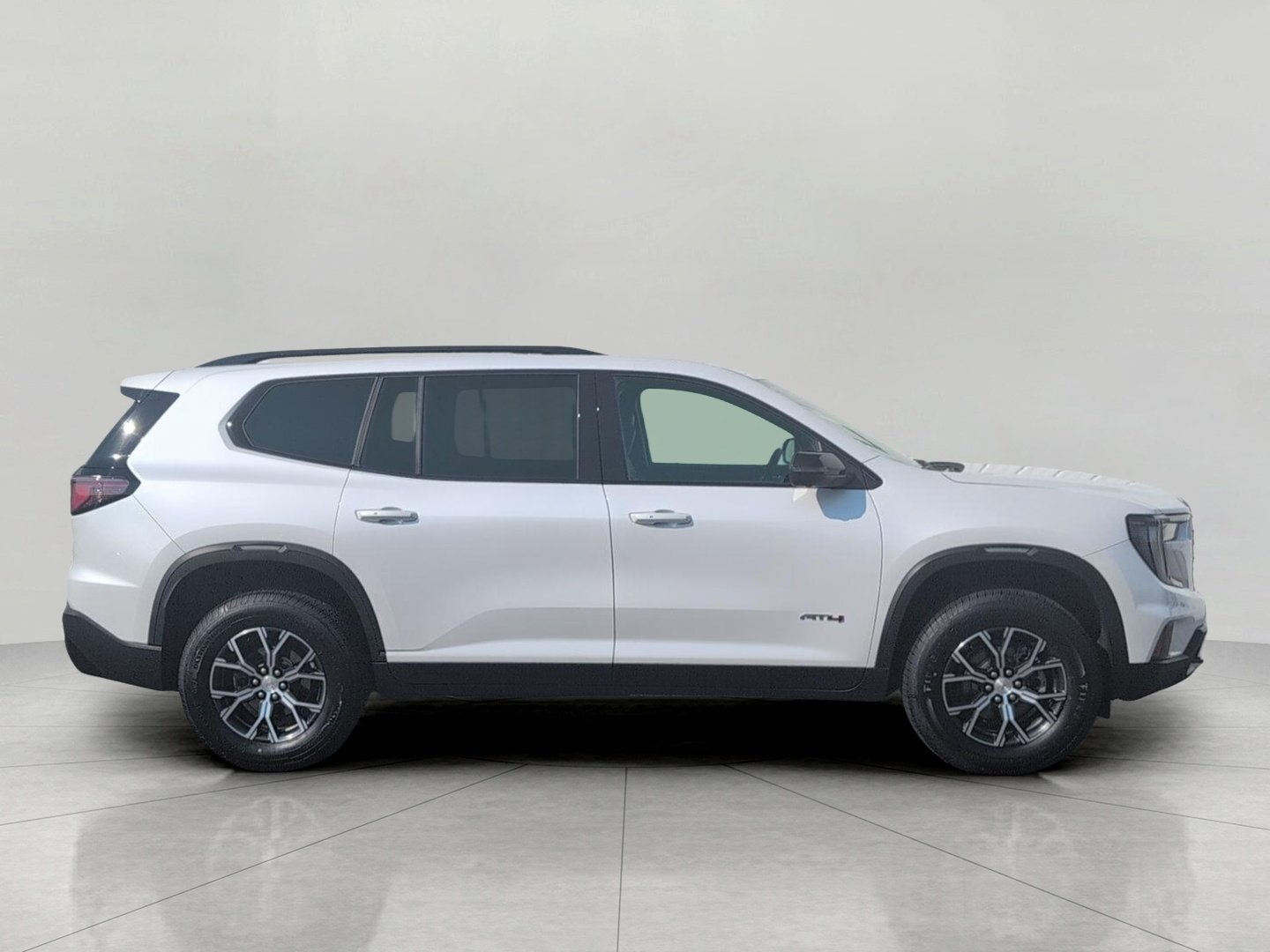 Used 2024 GMC Acadia AT4 w/ Luxury Package AWD/4WD image 9