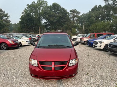 Used 2007 Dodge Grand Caravan SXT w/ Trailer Tow Prep Group FWD image 4