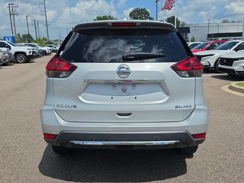 Used 2019 Nissan Rogue SL AWD/4WD image 4