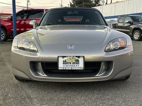 Used 2004 Honda S2000 image 3