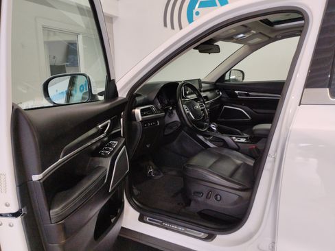 Used 2021 Kia Telluride S image 61