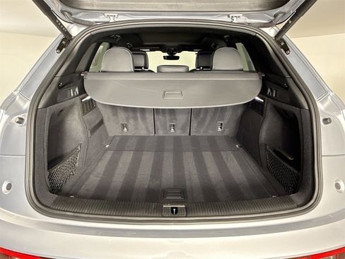 Certified 2025 Audi Q5 2.0T Premium image 26