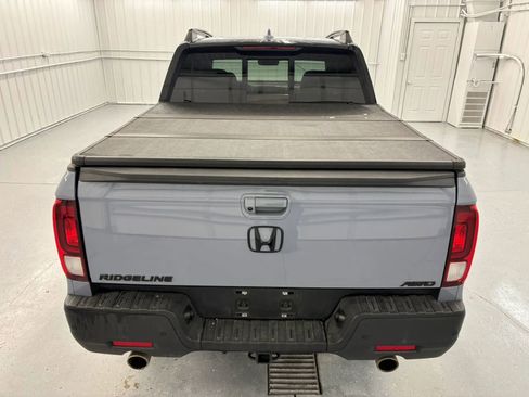 Used 2023 Honda Ridgeline Black Edition image 6