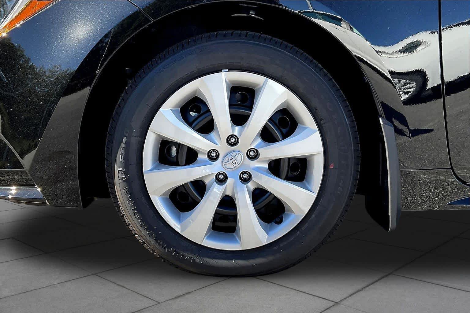 New 2027 Toyota Corolla LE FWD image 11