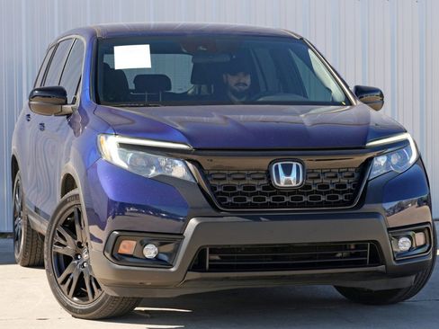 Used 2019 Honda Passport Sport image 2
