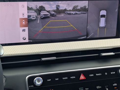 New 2026 Genesis GV80 2.5T Advanced image 21