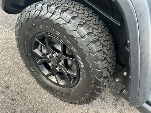 Used 2024 Jeep Wrangler Willys image 27