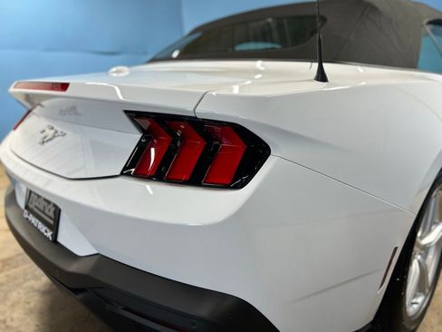 Used 2026 Ford Mustang Premium RWD image 19