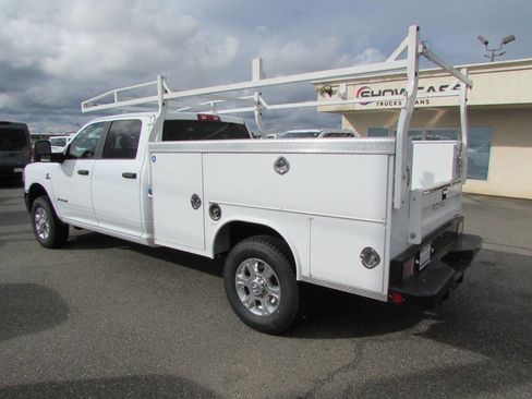 Used 2023 RAM 3500 Big Horn w/ Level 1 Equipment Group image 12