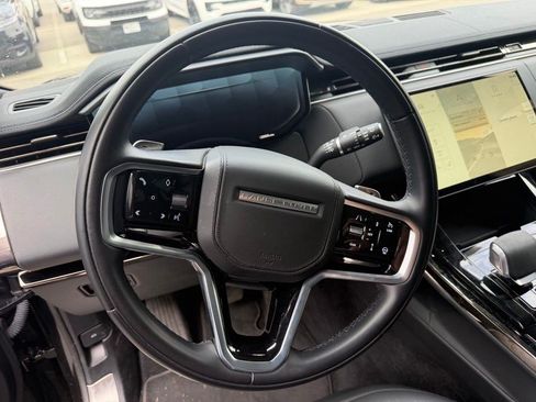 Used 2024 Land Rover Range Rover Sport SE AWD/4WD image 17