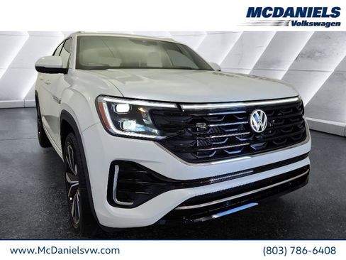 New 2026 Volkswagen Atlas Cross Sport SEL Premium R-Line AWD/4WD image 1