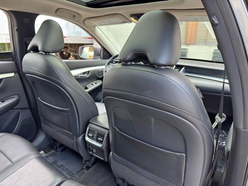 Used 2020 INFINITI QX50 Luxe w/ Navigation Package FWD image 39
