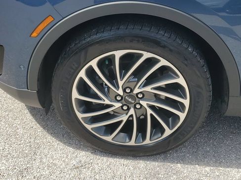 Used 2019 Lincoln Nautilus Reserve AWD/4WD image 13